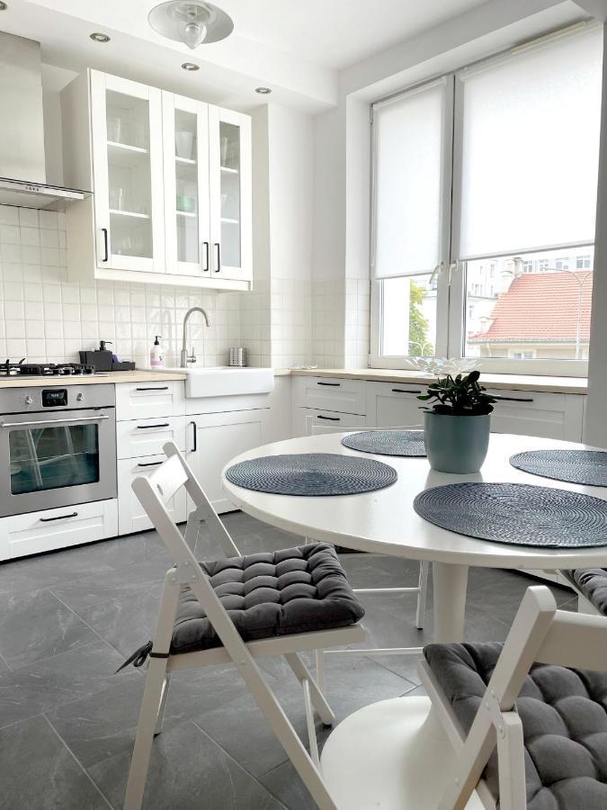 08 Gdynia Centrum - Apartament Mieszkanie Dla 6 Os 外观 照片